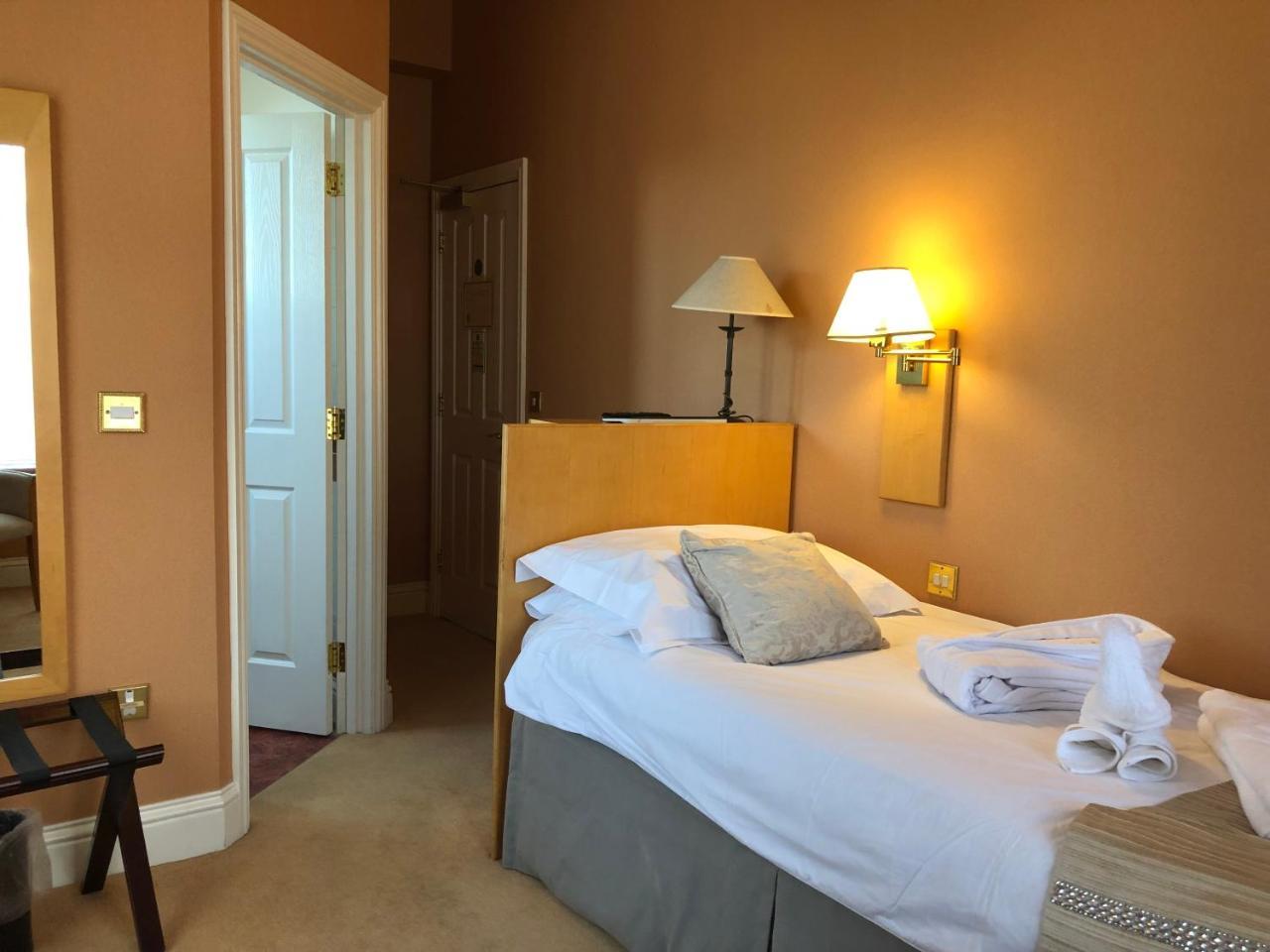 Cliff House Hotel Bournemouth Quarto foto